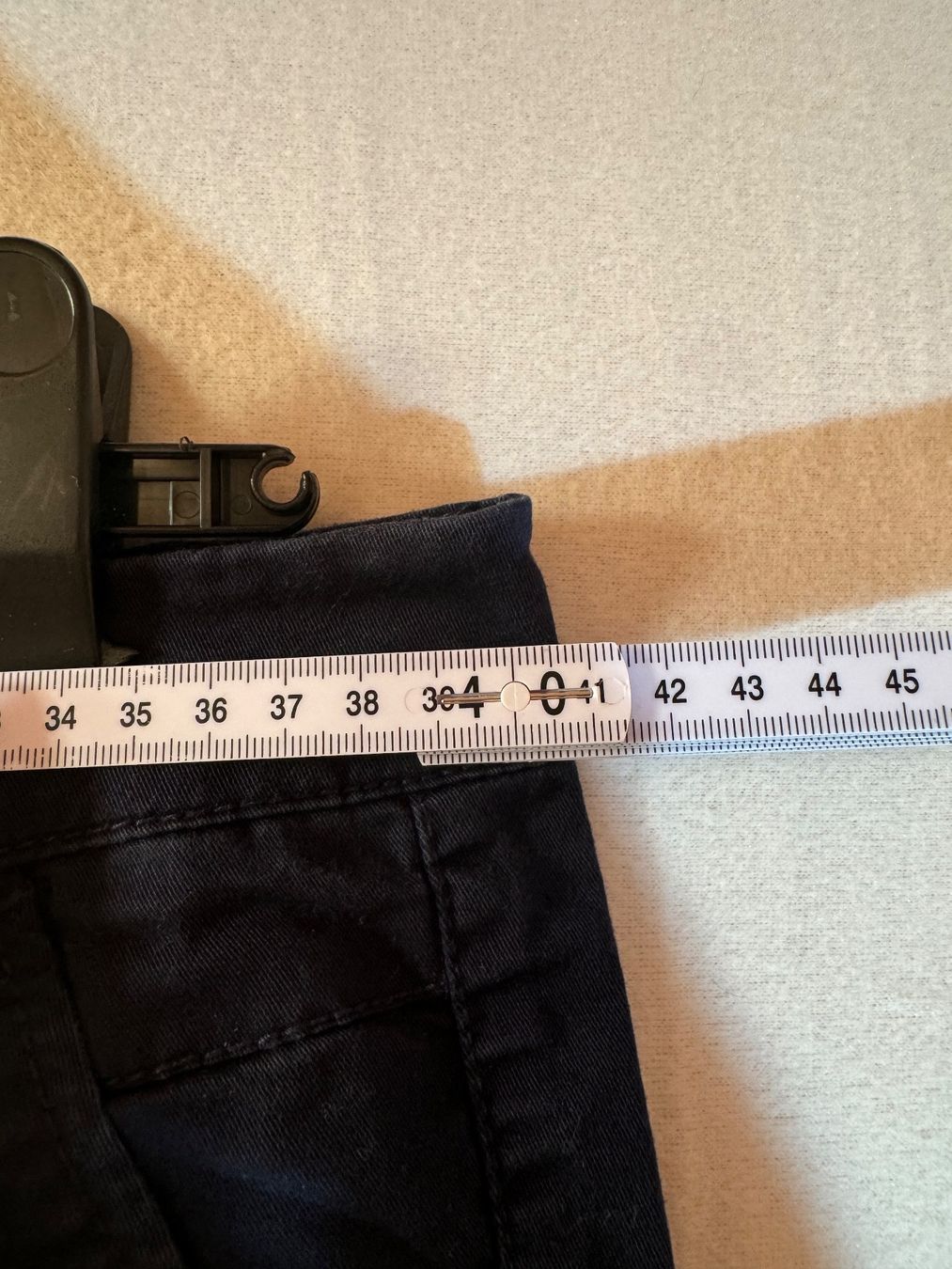 Esprit Hosen: Dunkelblaue Stoffhose von Esprit Gr. – Gebraucht aus Grosswangen von second_hand_dress 1