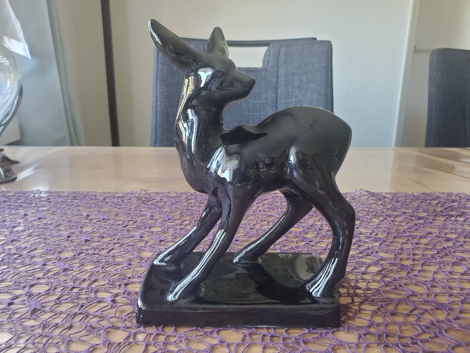Statuette: Schwarze Keramik Rehkitz Figur, Laufen? – Usato da Frauenfeld venduto da BeneFull