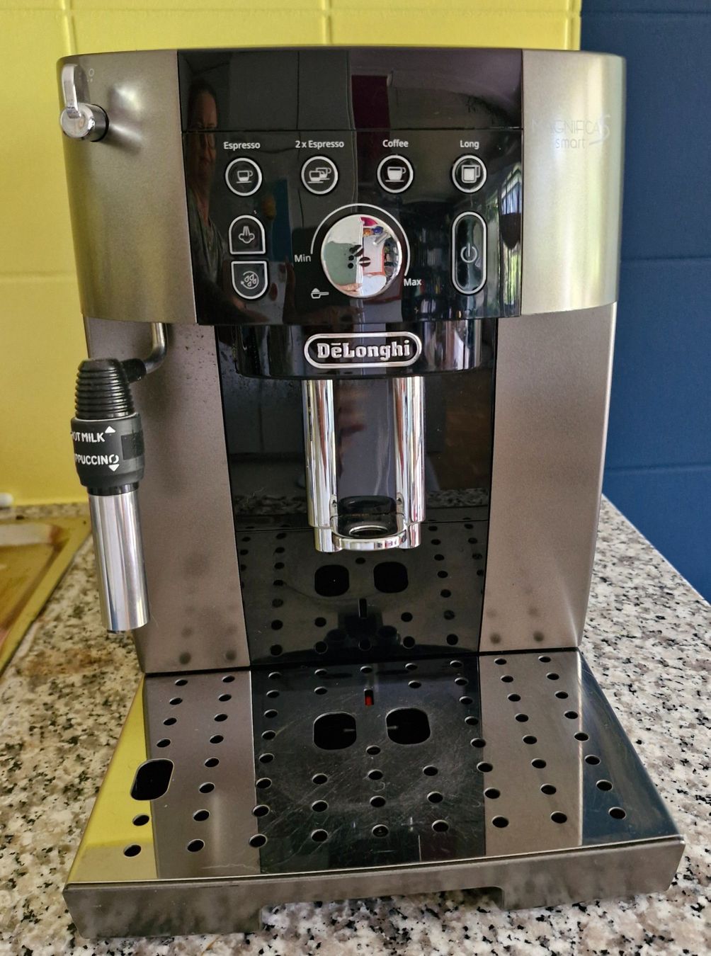 De'Longhi Macchine per caffè & Macchine per espresso: DeLonghi MagnificaS – Usato da Au ZH venduto da janiangi