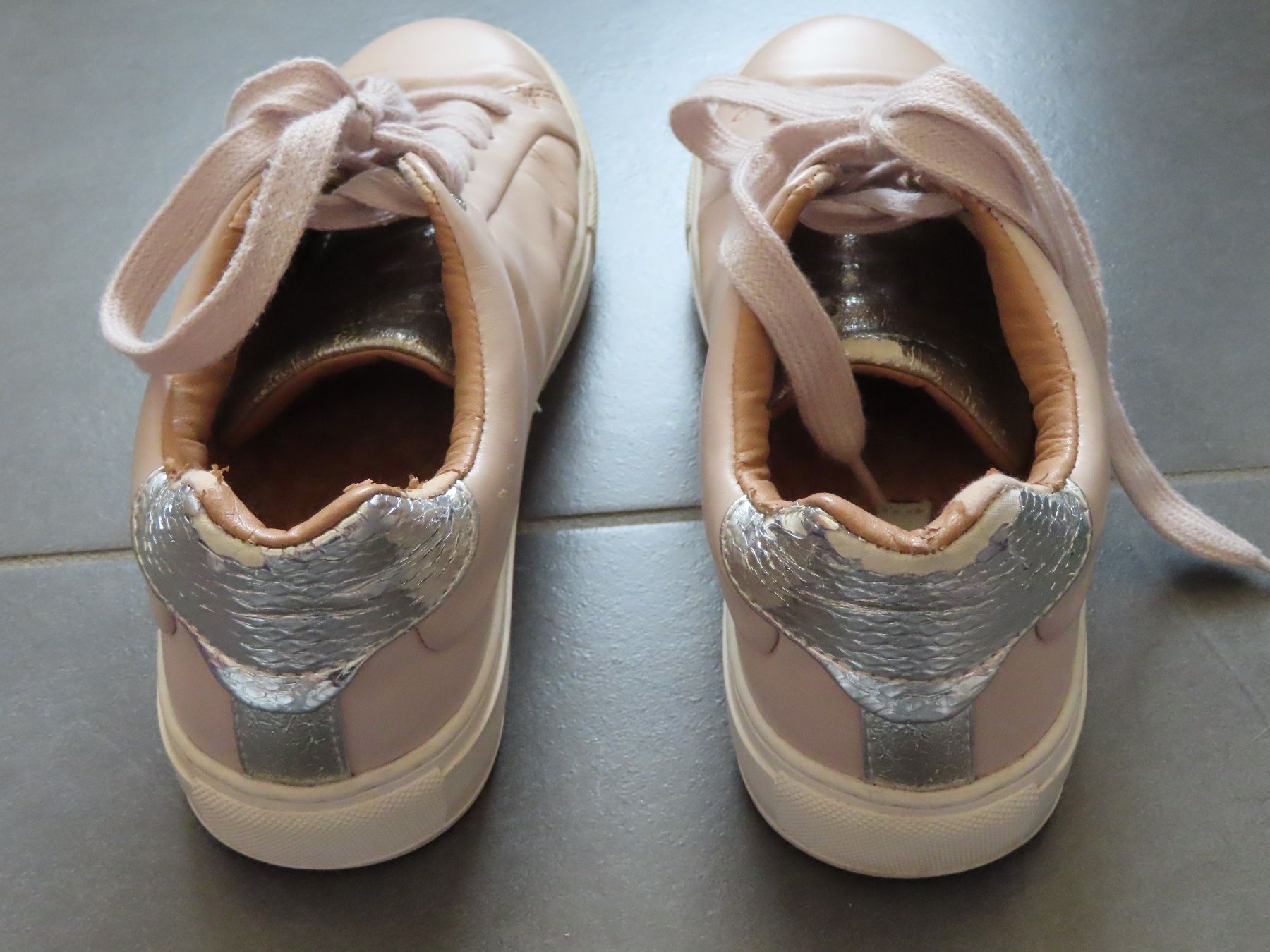 Pepe Jeans Scarpe da donna: PEPE Jeans schöne Leder-Sneaker Gr.38 – Usato da Wallenried venduto da Asyano 4