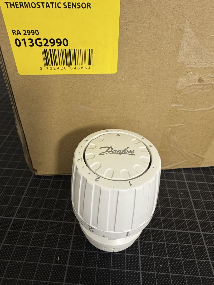 Radiatori: Danfoss Thermostate  – Nuovo e nell'imballaggio originale da Urdorf venduto da Ebi81