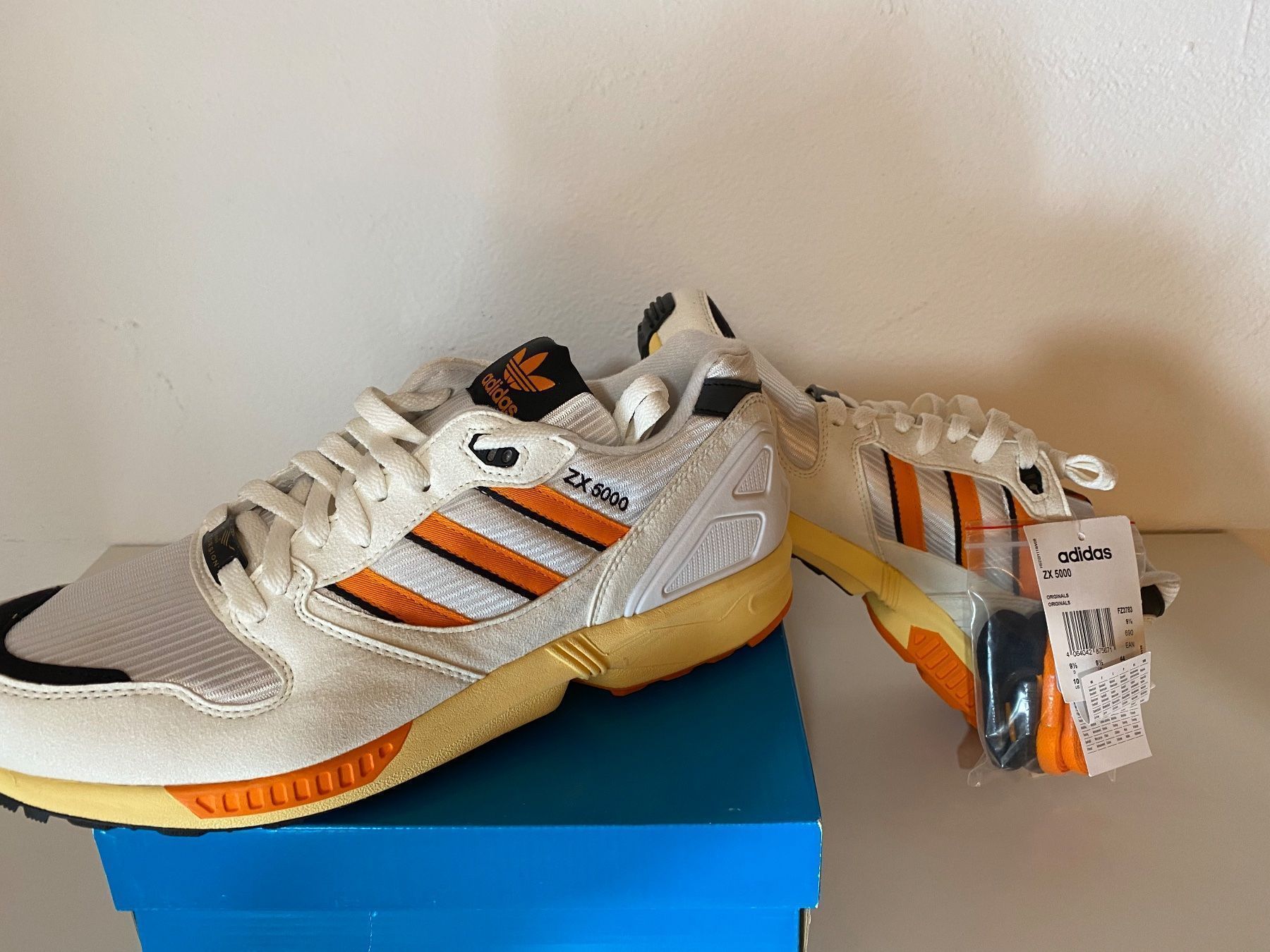 ADIDAS ZX 5000 SIZE? In EU 44 (Neu und originalverpackt) in