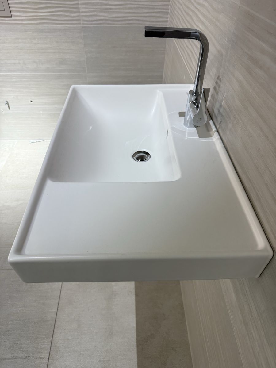 Laufen Mobili per bagno: Laufen Waschtisch inkl. Mischer – Nuovo (secondo la descrizione) da Amriswil venduto da deluxe_bad 4