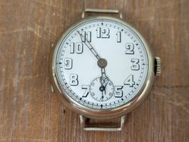 ANTIKE UHR 33.5 MM LÄUFT 