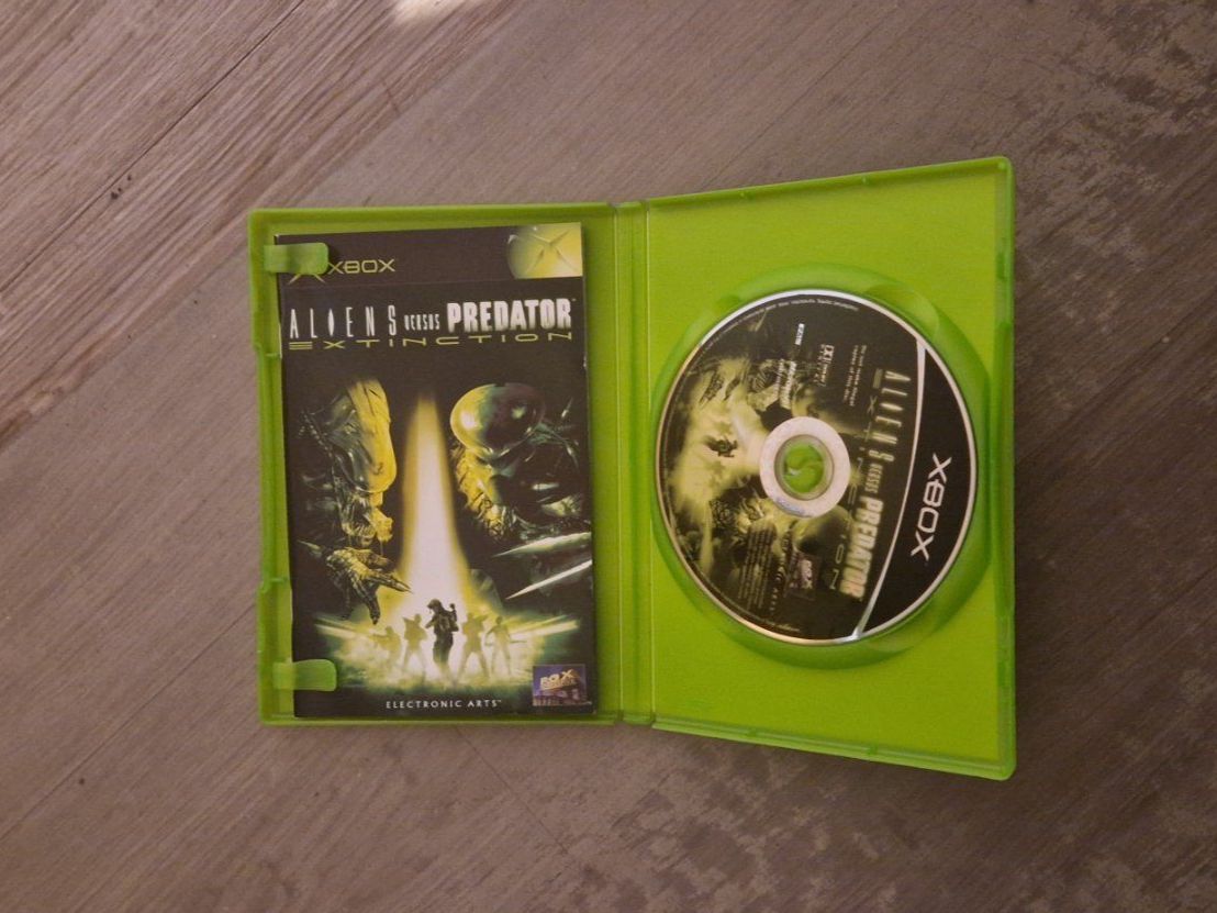Microsoft Spiele: 💥Xbox / Aliens Versus Predator: Extinction - ab 1.-- – Gebraucht aus Volken von Ratcatcher 2