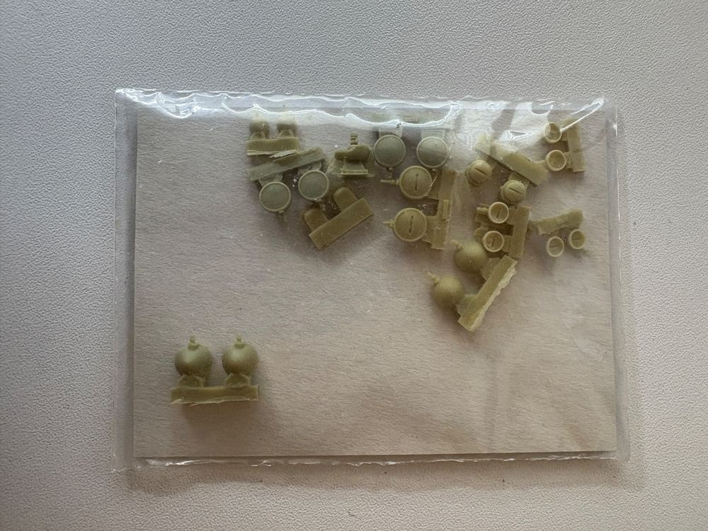 1/35 HEAD LIGHTS & TAIL LIGHTS GERMAN TANKS WWII (Gebraucht) in ...