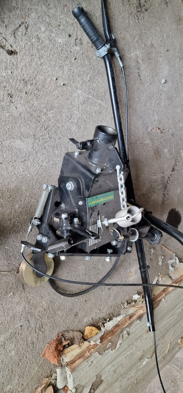 John Deere Rasenmäher: John Deere x300 Serien zapwelle – Gebraucht aus Rain von Fafan069 3