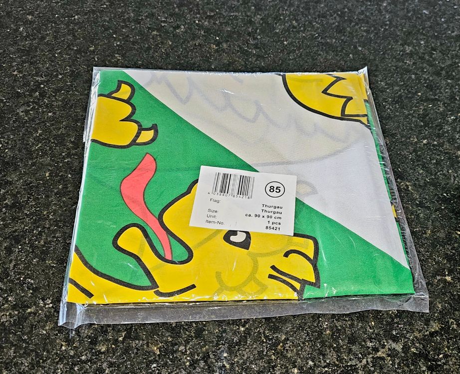 Fahnen: Thurgauer Kantonsflagge, Neu und Originalverpackt, 90x90cm – Neu und originalverpackt aus Kreuzlingen von UAE 1
