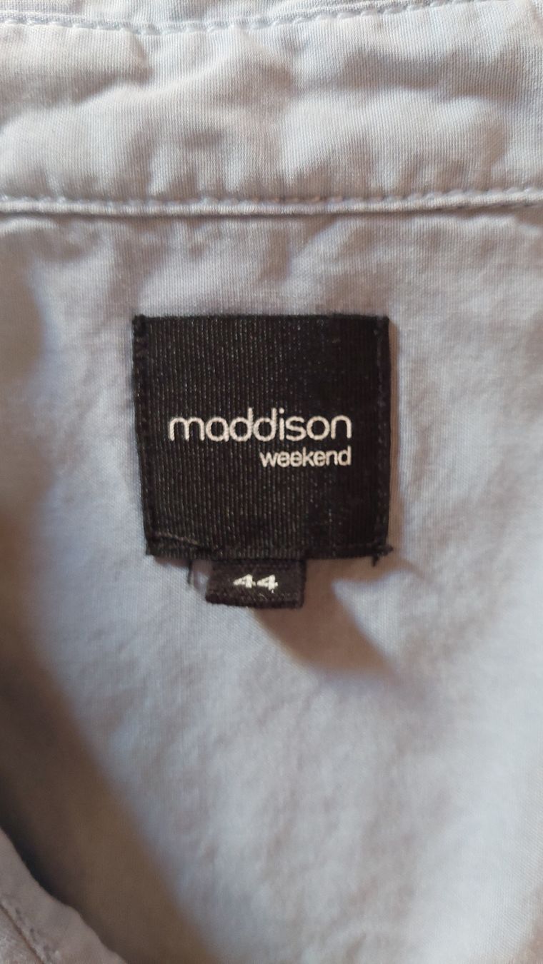 Maddison Chemisiers: Chemisier bleu clair. Taille 44 – D'occasion à Marsens par fripe-milodon 5