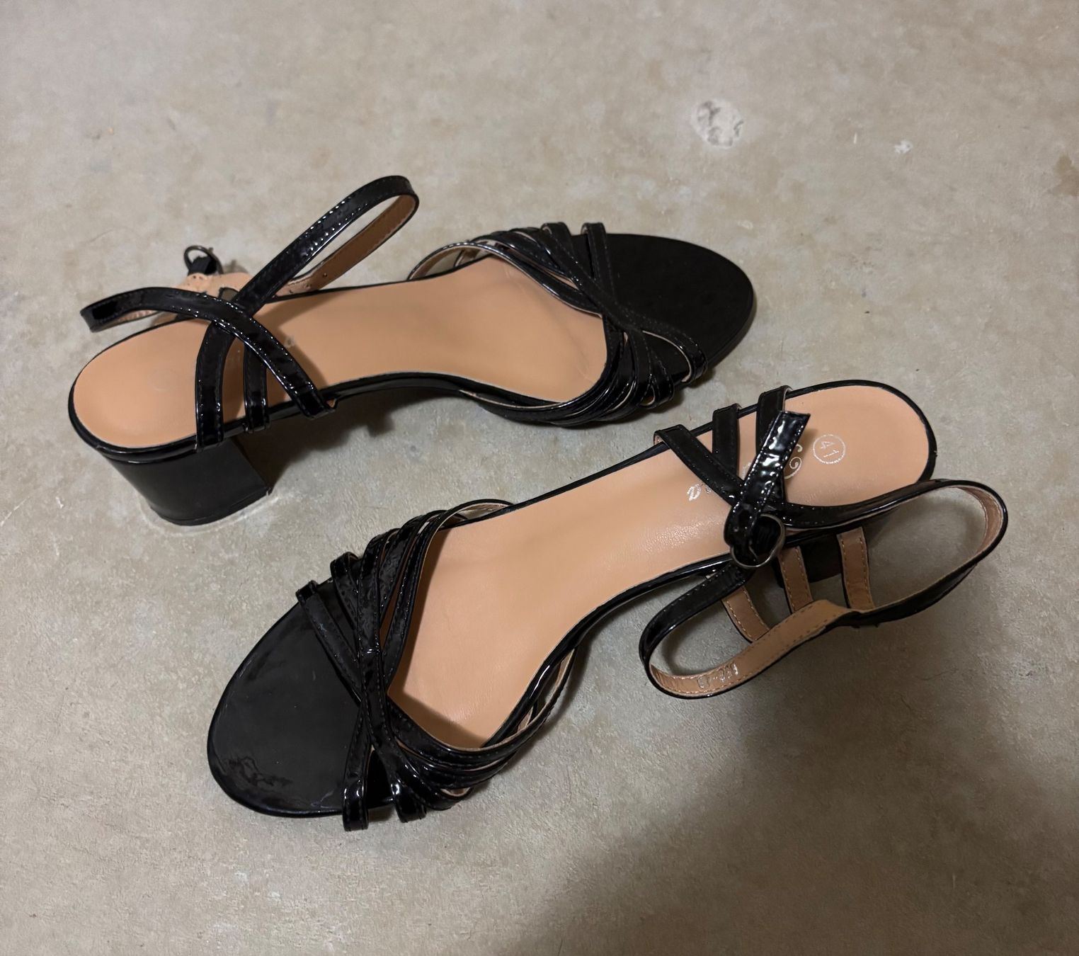 Chaussures femmes: Sandale – D'occasion à Arbaz par CicciStore