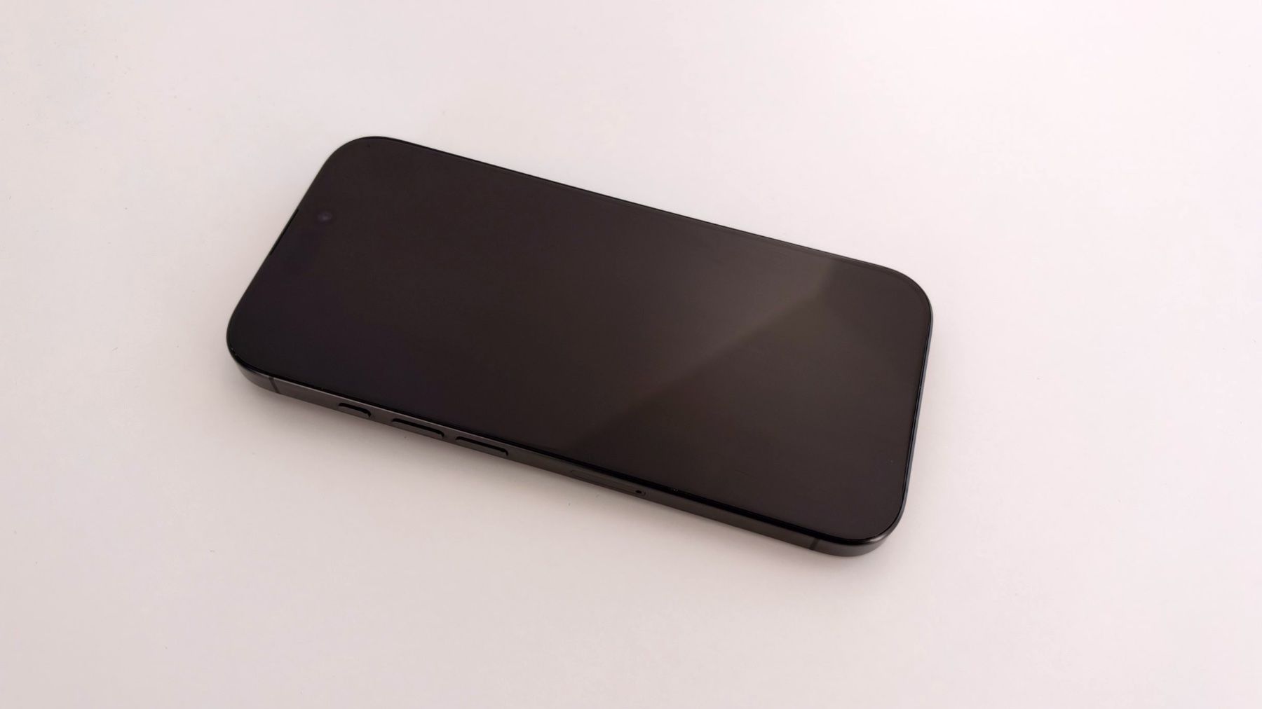 Apple Telefoni cellulari / Smartphones: iPhone 16 Pro, Black Titanium, 256GB – Usato da Zürich venduto da skywa7ker 3