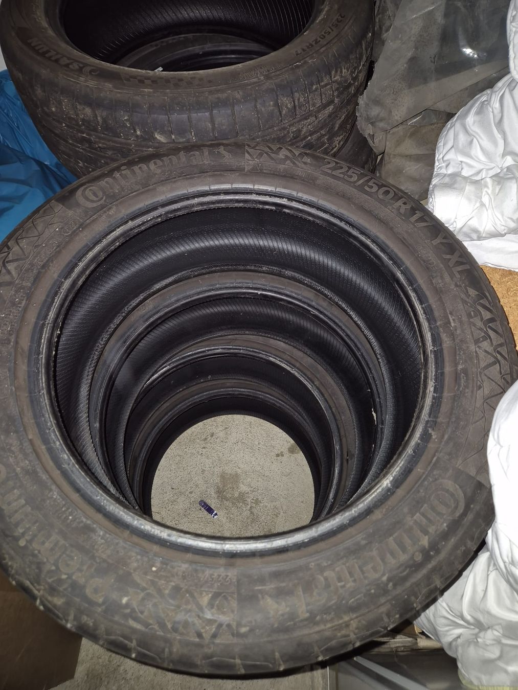 Pneumatici & Ruote complete: Pneu 225/50/R17 Continental – Usato da Grosshöchstetten venduto da car_lg2b 3
