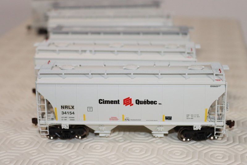 Modellini di ferrovie: 6 Ciment Québec Wagen ( 593 ) – Usato da Kerzers venduto da Winu64 1