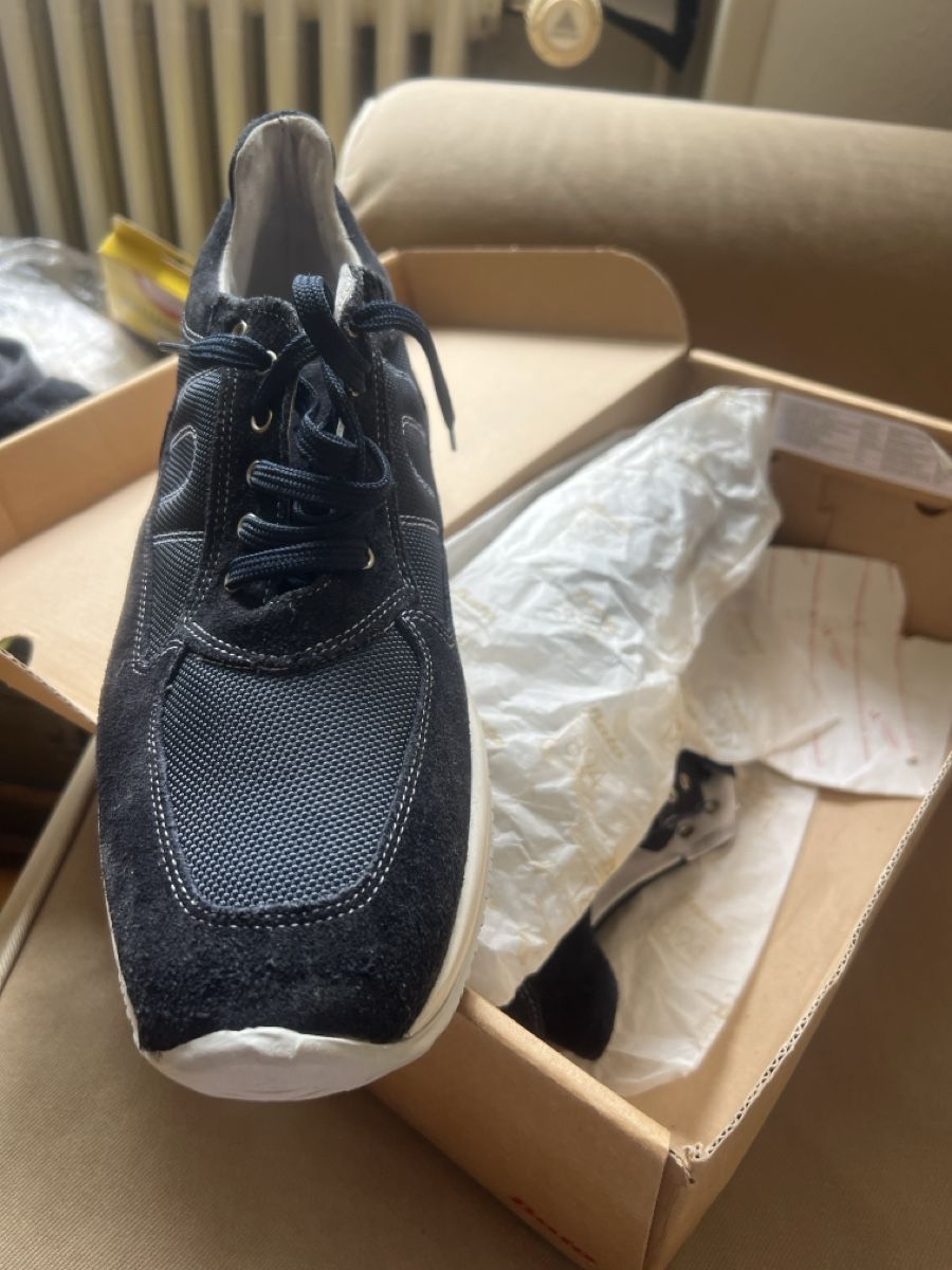 Scarpe da uomo: Bata Sneaker Grösse 43  Neu🍂 schuhe – Nuovo e nell'imballaggio originale da Liestal venduto da jorge0000 1