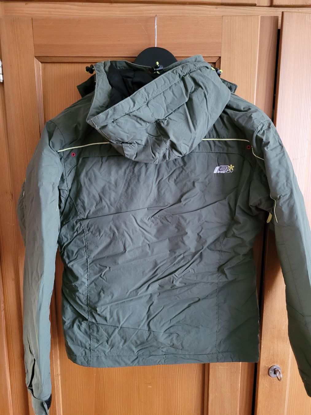 Jacken & Mäntel: Coole Winterjacke / Skijacke Gr. 152 – Gebraucht aus Heinrichswil von Mari-75 1