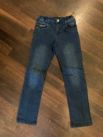 Jeans Grösse 134, dunkelblau