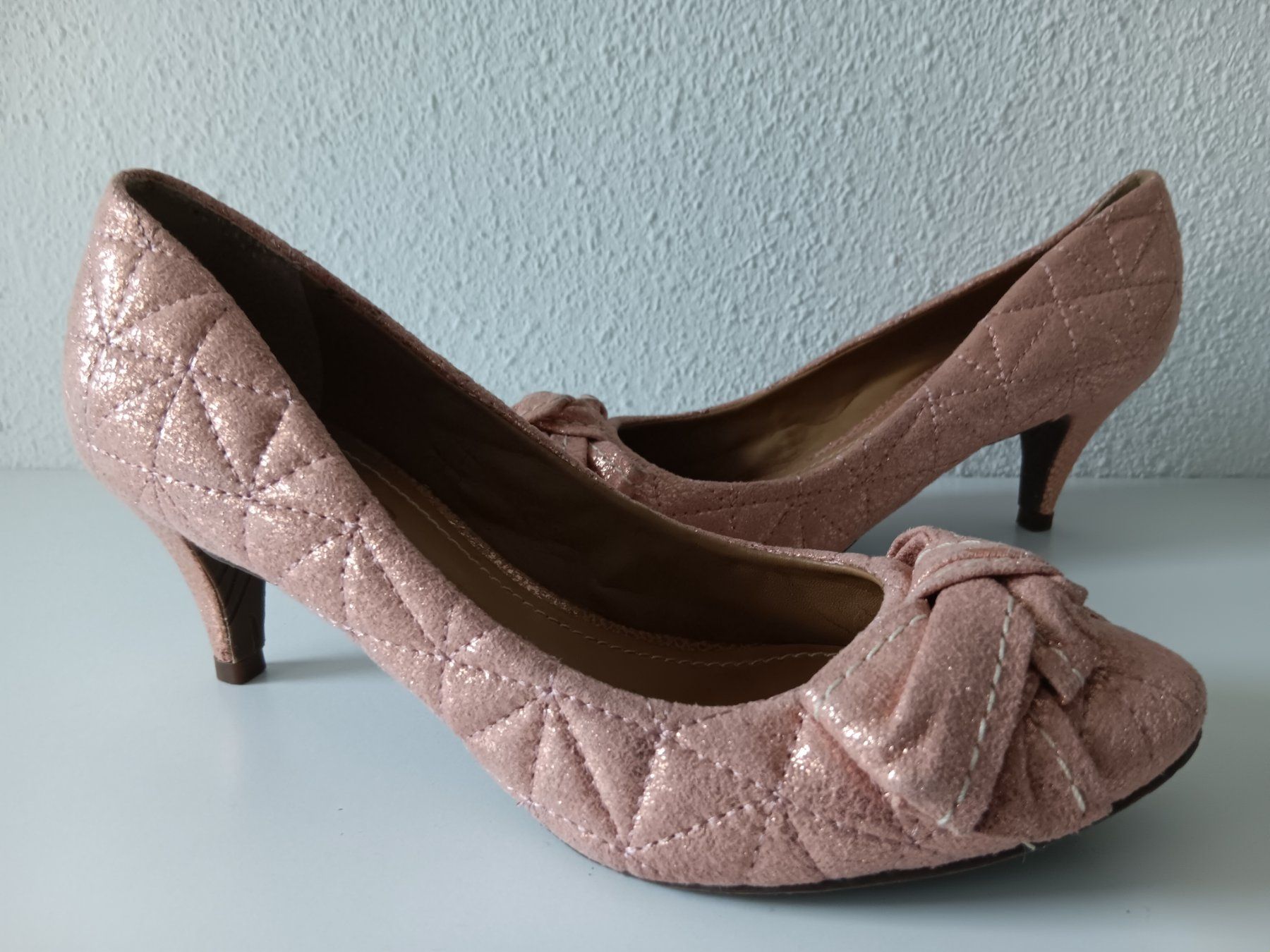Scarpe da donna: DUMOND Chaussures / Schuhe pointure / Nummer 35 – Usato da Cossonay-ville venduto da Super-Price-Quality