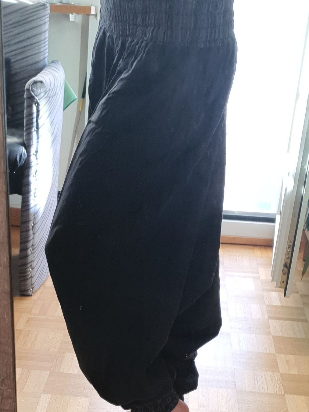 Hosen: Pumphose Sarouelhose Aladinhose Haremshose – Gebraucht aus Winterthur von LaRoque