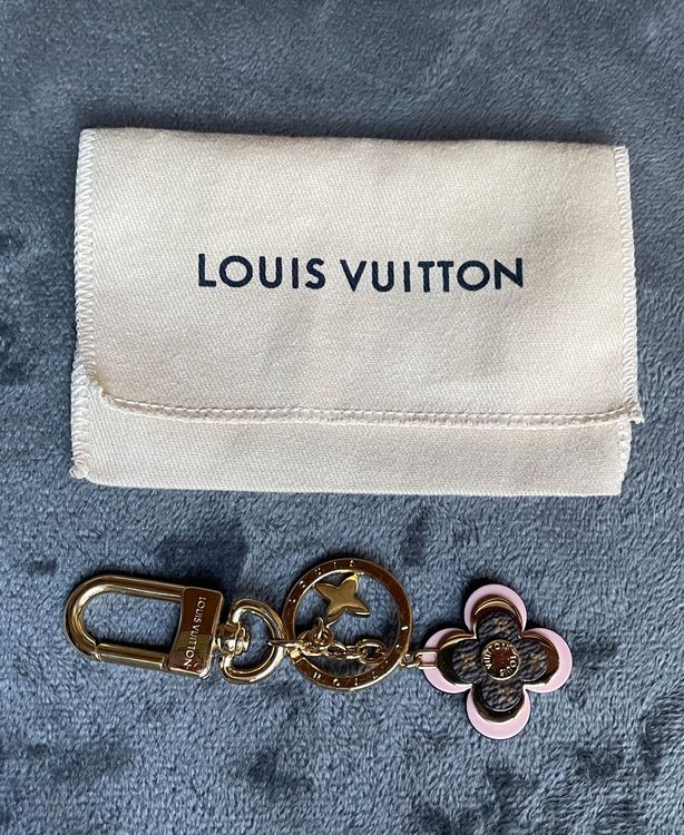 Louis Vuitton Blooming Flowers BB Taschenschmuck und