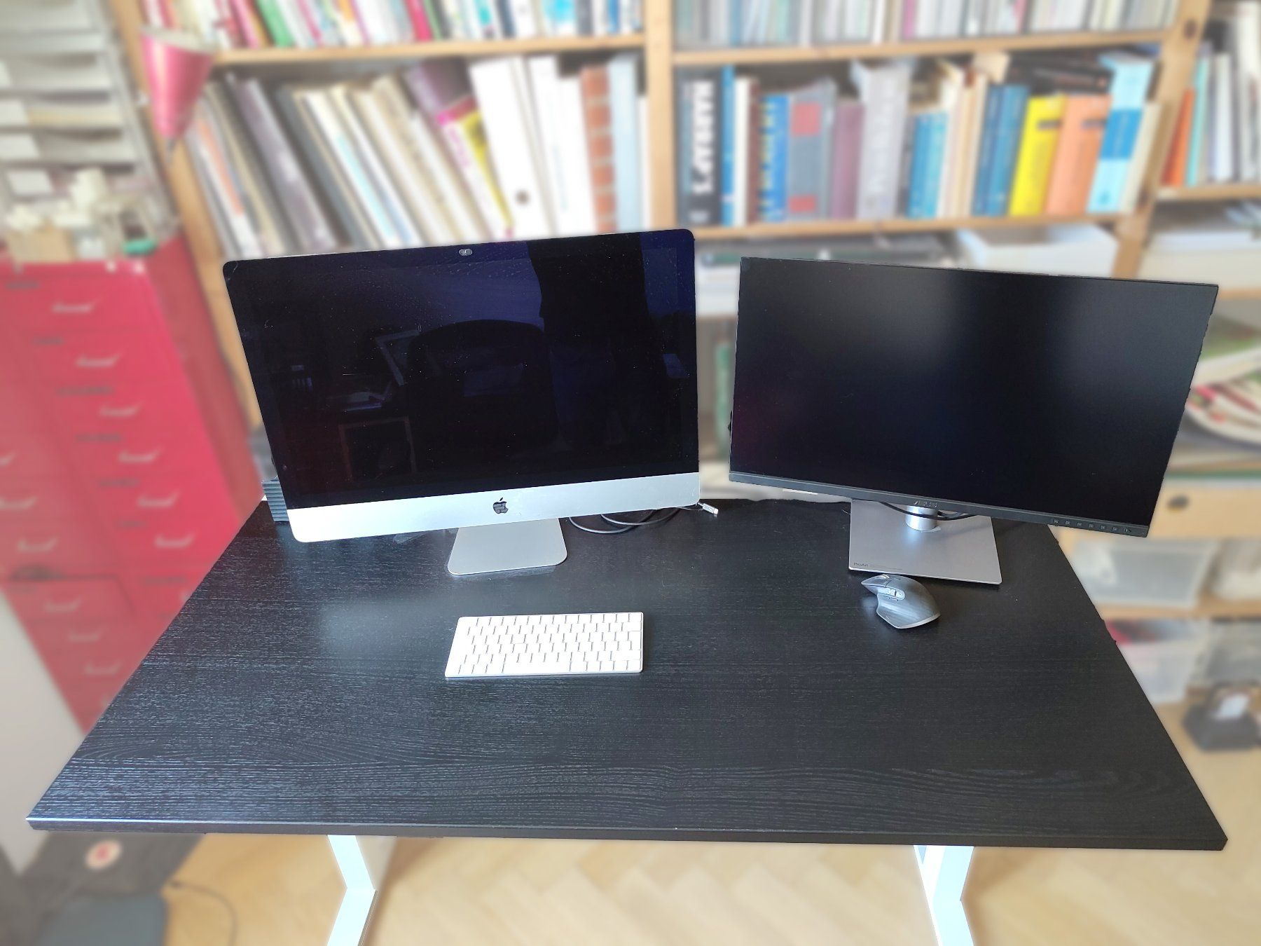 Ikea Bureaux: Bureau assis/debout électrique Ikea – D'occasion à Lausanne par Ljab 2