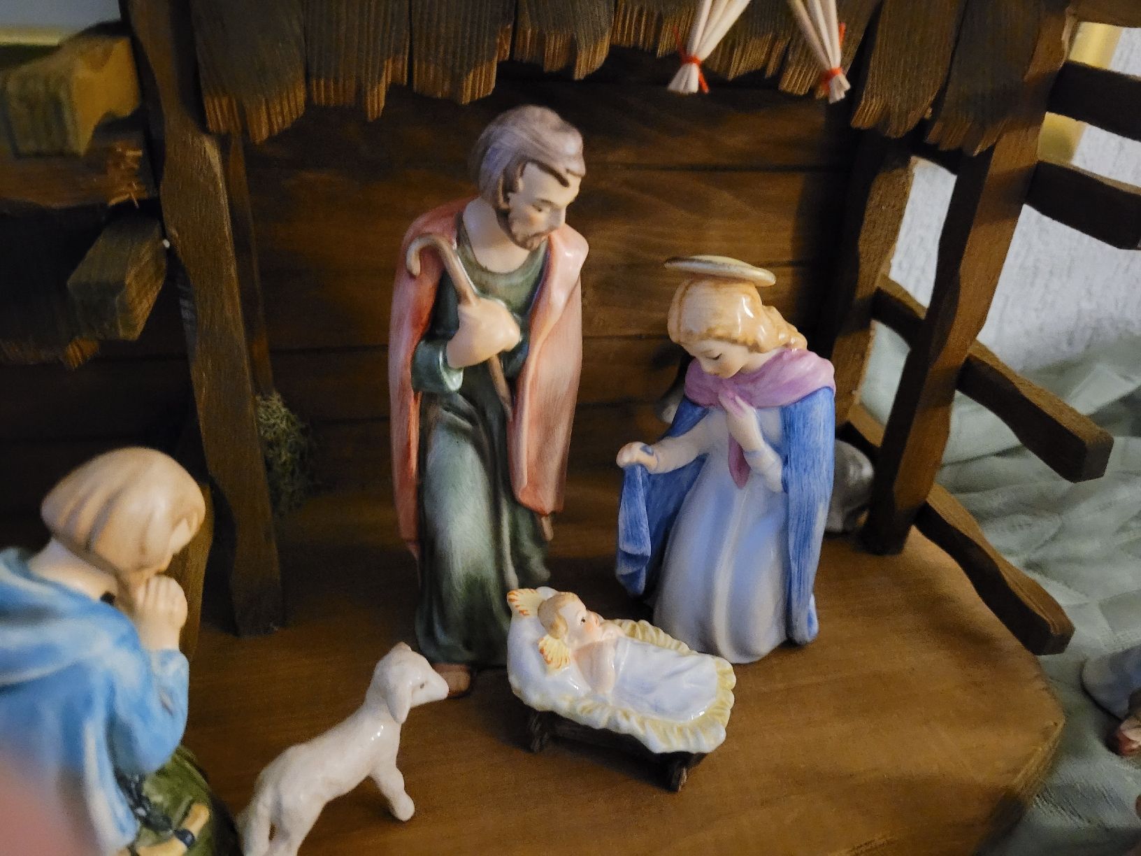 Statuette: Weihnachtskrippe mit Goebel Figuren Rarität – Usato da Cham venduto da chirlu62 6