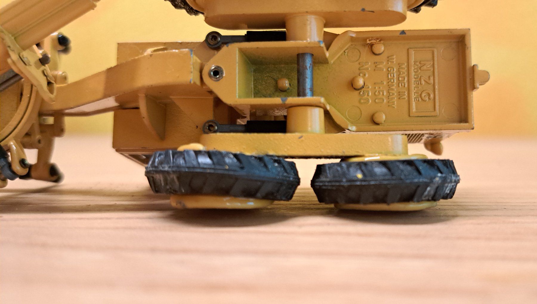 Caterpillar Escavatori: NZG Modell / Caterpillar / Ammann  1:50 – Usato da Dietlikon venduto da kosta.katoglou 9