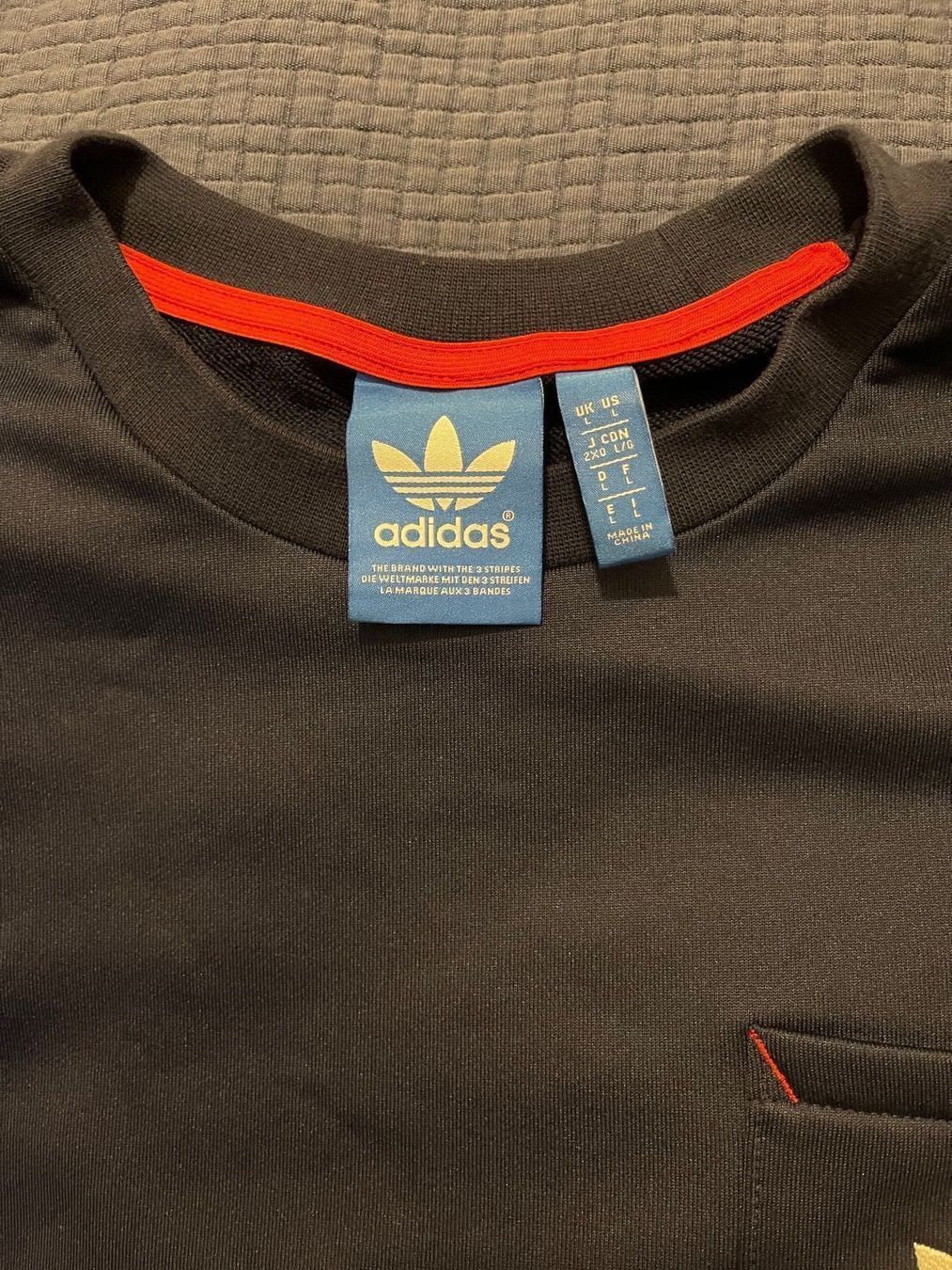 Adidas Pullover & Sweatshirts: Adidas Sweater Dunkelblau L Neu – Neu und originalverpackt aus Küsnacht ZH von LuxuryBroker 5
