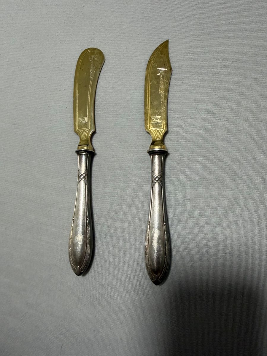Besteck: 2 Butter Messer antik versilbert mit punze – Gebraucht aus Niederbipp von yar_tf6f