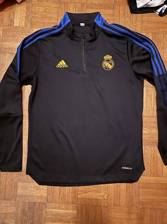Canottiere & Pantaloni: Survêtement Real Madrid  – Usato da Morges venduto da bir_9rsr 1