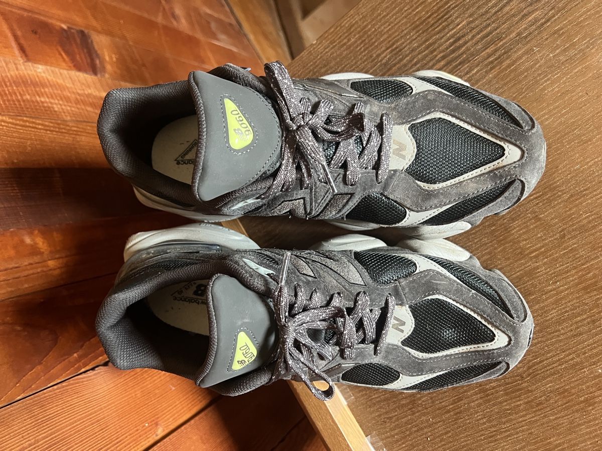 New Balance Scarpe da uomo: New Balance 9060 Sneaker Grau Gr. 46, – Nuovo (secondo la descrizione) da Schenkon venduto da Jashy94 1