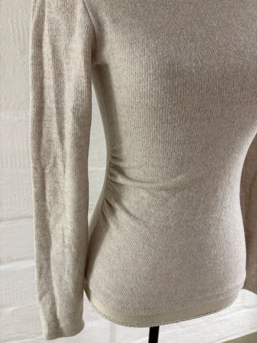Pull&Bear Pulls & Sweat-shirts: Damen Langarmshirt,Gr.M(S);Pull&Bear  – D'occasion à Winterthur par Nena222 1