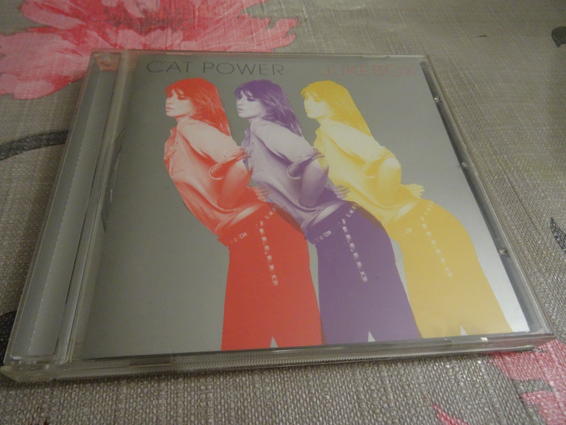 CD: Cat Power - Jukebox CD Album - – Usato da Olten venduto da Disc-Ausverkauf