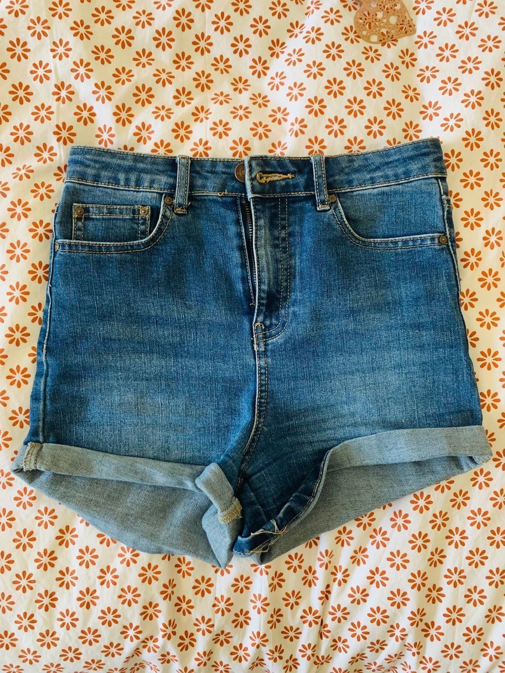 Pantaloni: SPRINGFIELD jeans shorts XS/34 – Usato da Zürich venduto da Angela_Fashion_Lover 3