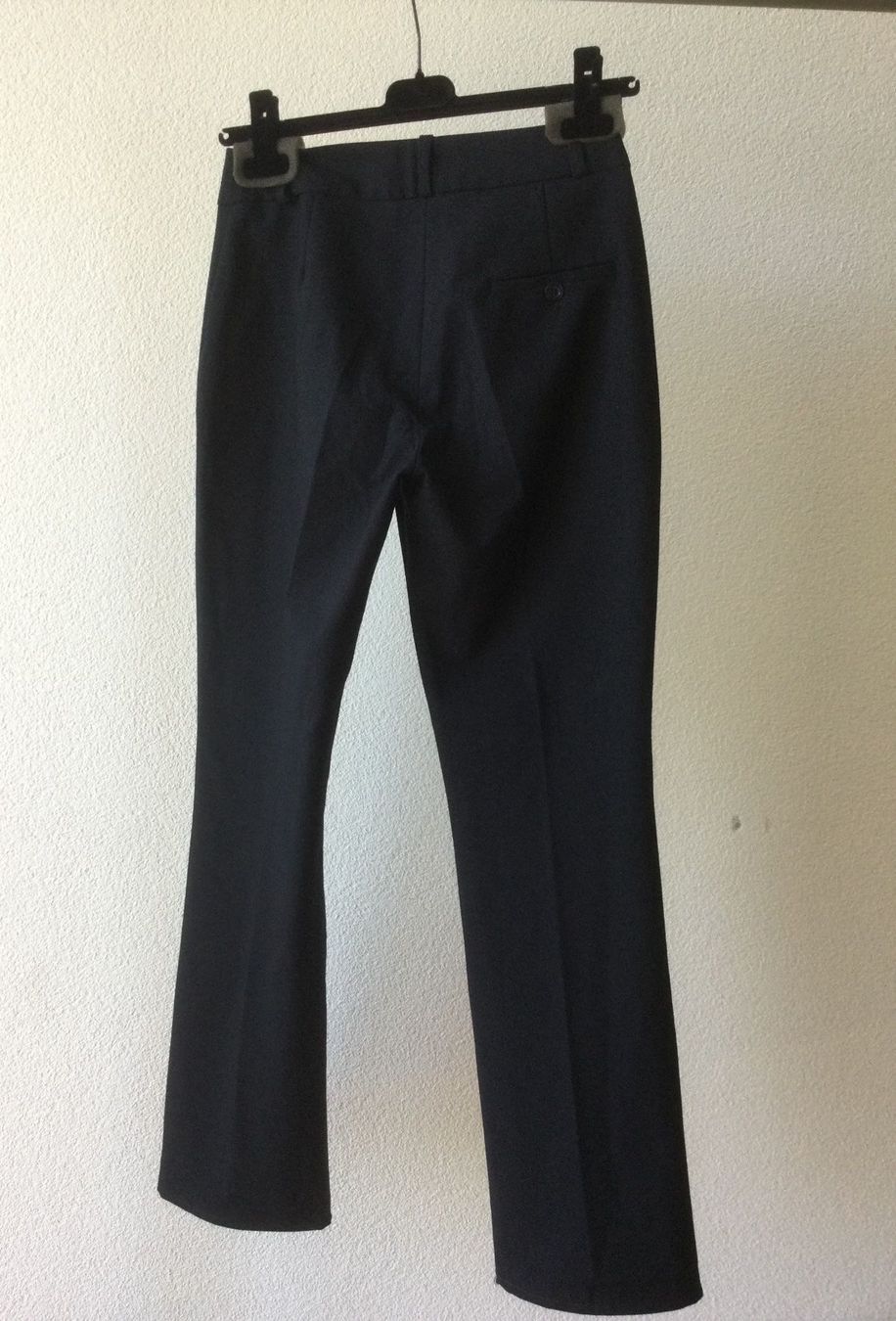 Nafnaf Pantaloni: Damen schwarze Hose, Gr 36 – Usato da Zürich venduto da VorlonShadow 1