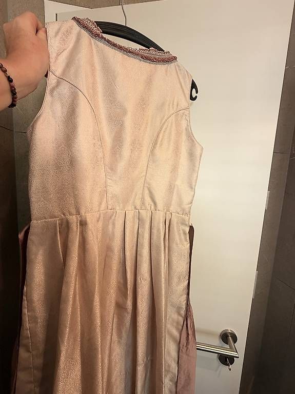 Dirndl stockerpoint Gr 46 neu (Neuf avec emballage d'origine) à ...