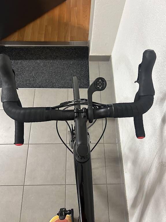Velos: Specialized Roubaix carbone 54  Shimano 105 – Gebraucht aus Grand-Lancy von cuitcuit97 4