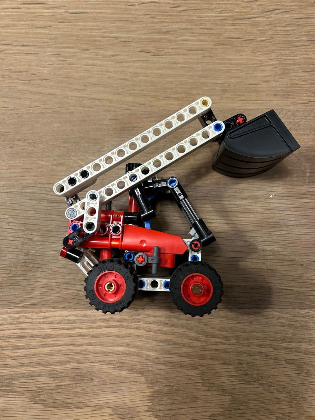 Lego Spielzeuge: Lego Technic 42116, Skid steer Loader – Gebraucht aus Zürich von nicoleichholzer 2