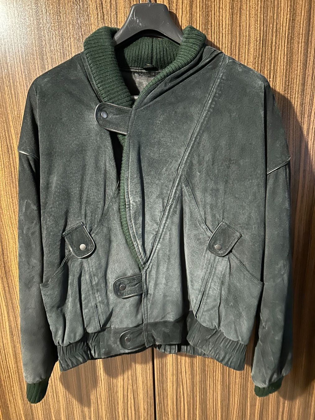 Vestes: Vintage Lederblouson – D'occasion à Veltheim par rog_vm8n