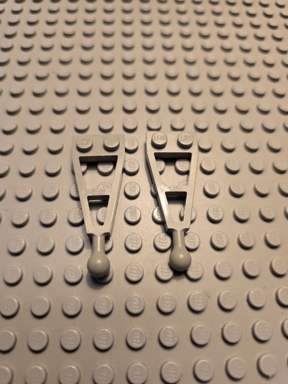 Lego Baukästen: Lego 2x System Platte mit Schleppball (2508) – Gebraucht aus Basel von Swi-7621