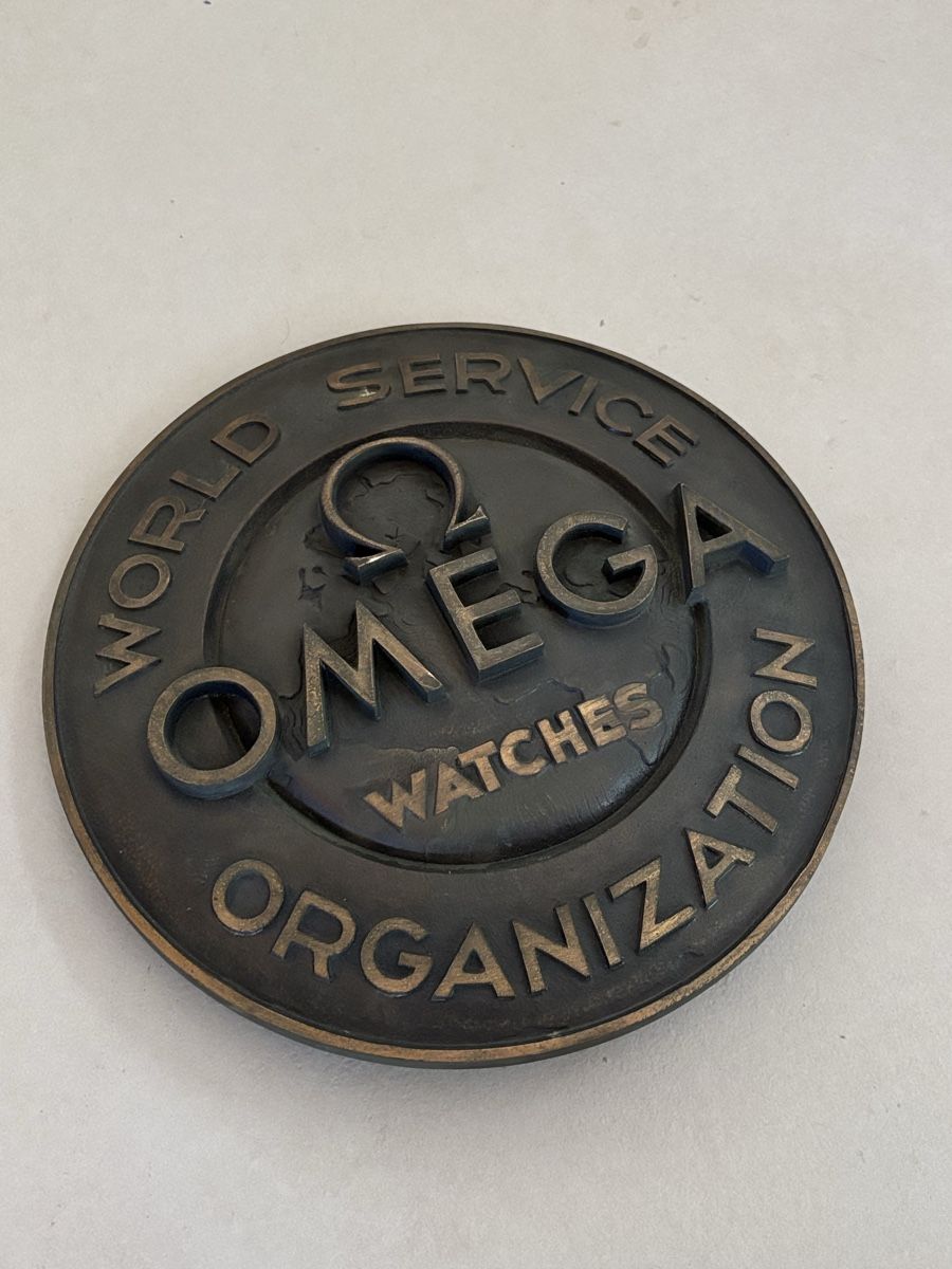 Insegne: Omega Schild, Tasche und Briefklammern – Usato da Rüti b. Büren venduto da CenicAG 8