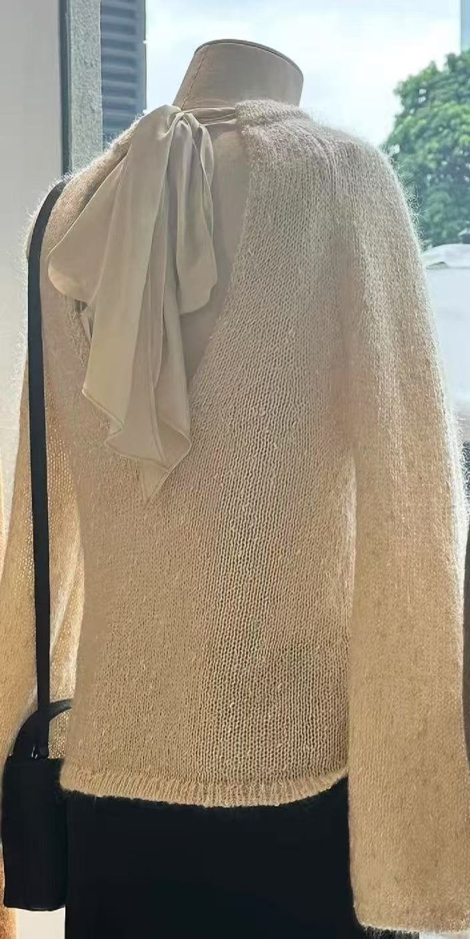Arket Maglioni & Felpe: Wunderschöner Strickpullover mit Schleife, ivory, Gr. M/38 – Usato da Zürich venduto da Sakura888