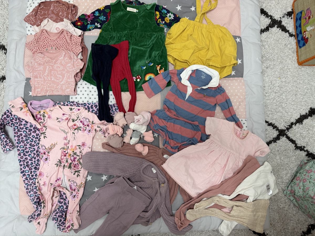 Lotti & Set di vestiti: Girls mixed clothes bundle size 68 – Usato da Thalwil venduto da jen_vk22