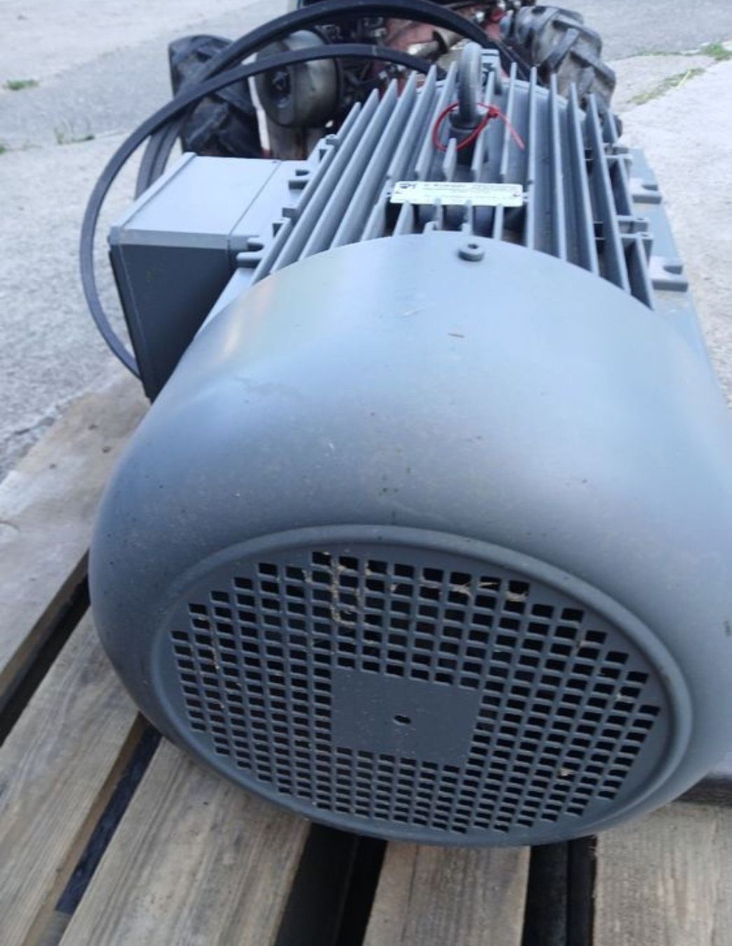 Moteurs: Elektromotor 18.5KW – D'occasion à Full-Reuenthal par dan_lr6l 1