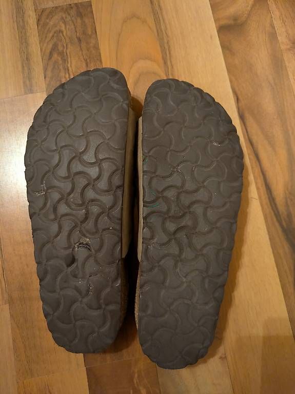 Scarpe da donna: Birkenstock Sandalen Grösse 38 – Usato da Schwyz venduto da Magdalena86 1