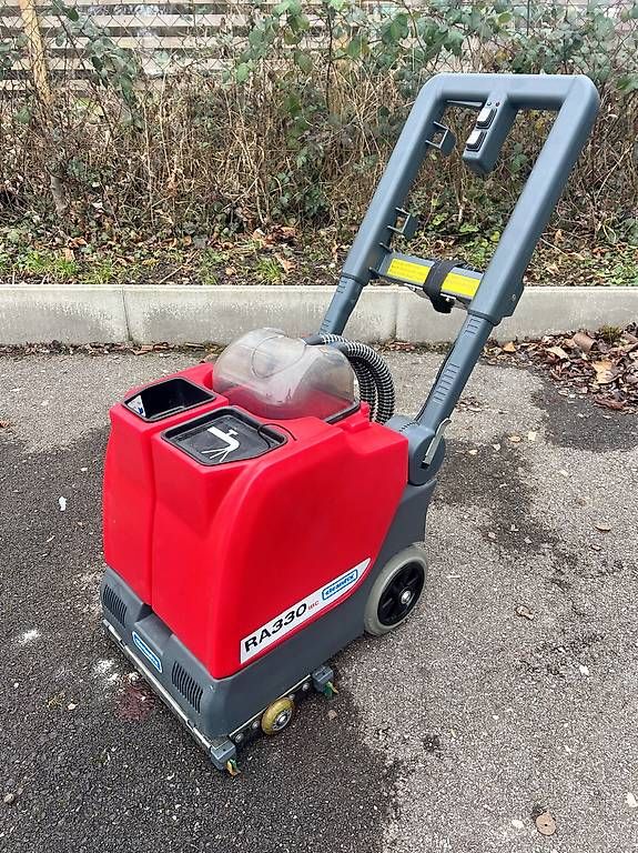 Cleanfix Tutte le macchine: Cleanfix RA330 ibc scheuermaschine( taski wetrok nilfisk) – Usato da Birr venduto da Numer-01 1