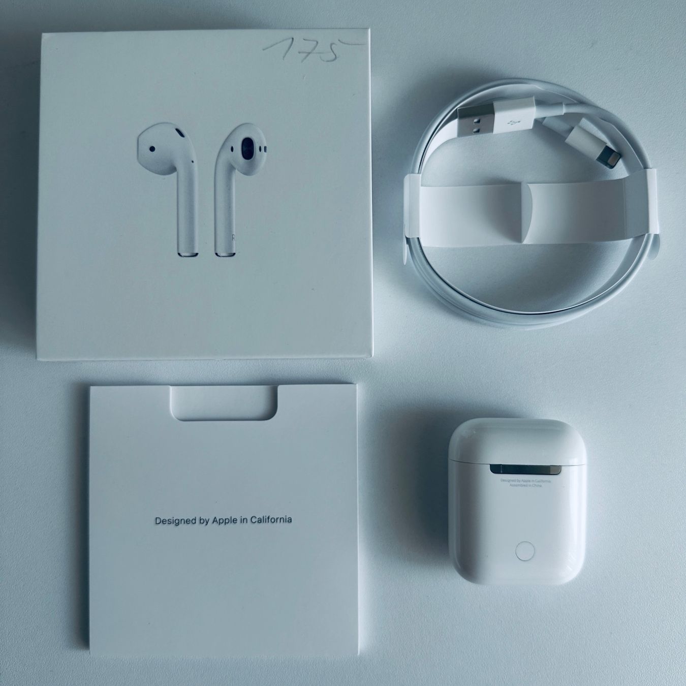 Apple Cuffie: Original Apple AirPods 2 Kopfhörer Wireless Lightning Kabel – Usato da Basel venduto da MY.AIRPODS.SHOP