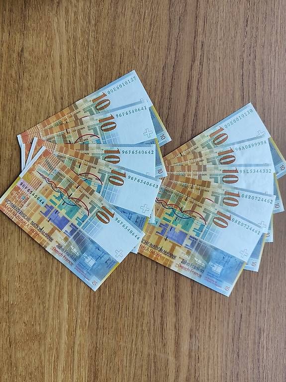 Banconote: Banknoten 10 Franken, 1995 - 2008 – Usato da Oberwangen TG venduto da danbit88 2