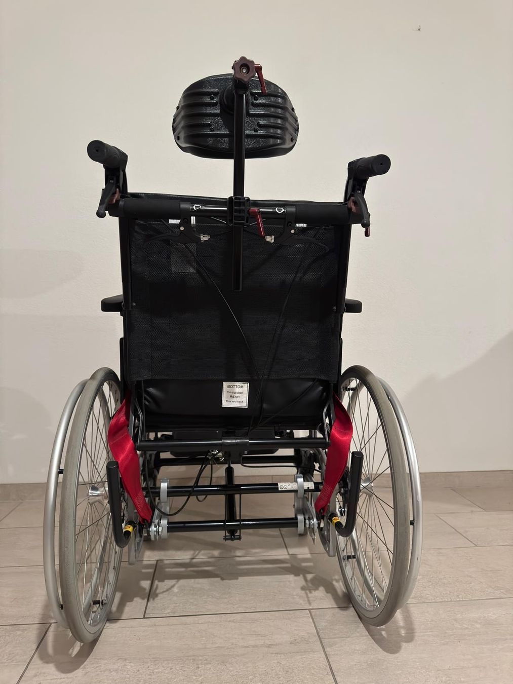Rollstühle: fauteuil roulant – Gebraucht aus Misery von lyd_2m6f 3