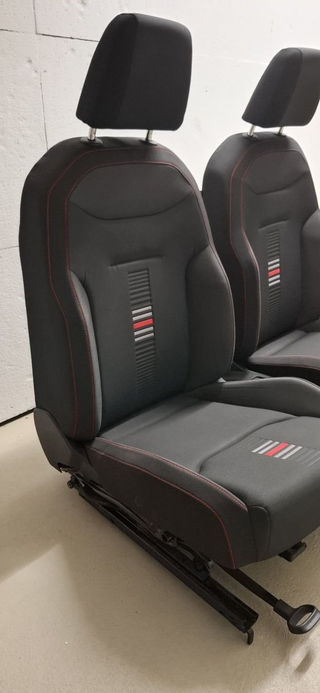 Seat Tutti pezzi di ricambio auto: SEAT Ibiza Sitze – Usato da Schöftland venduto da Bikefarmer 3
