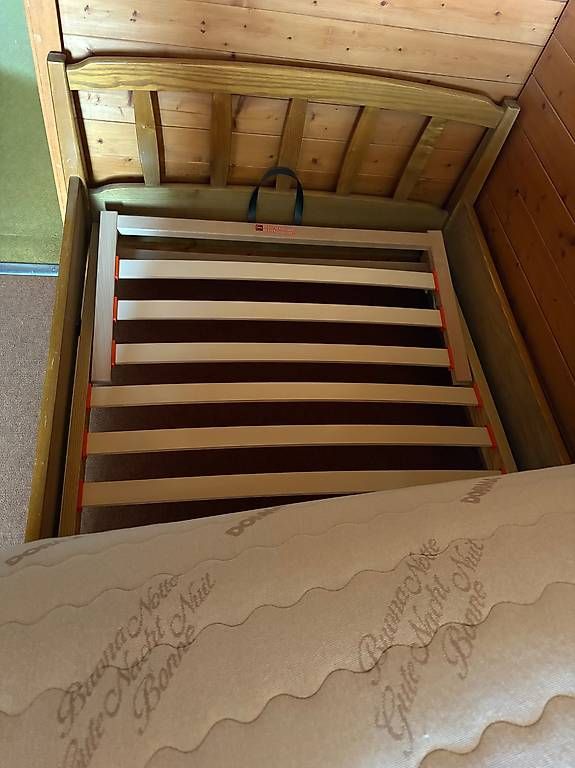 Betten: Bett aus Holz – Gebraucht aus Biglen von seraina.ka 2